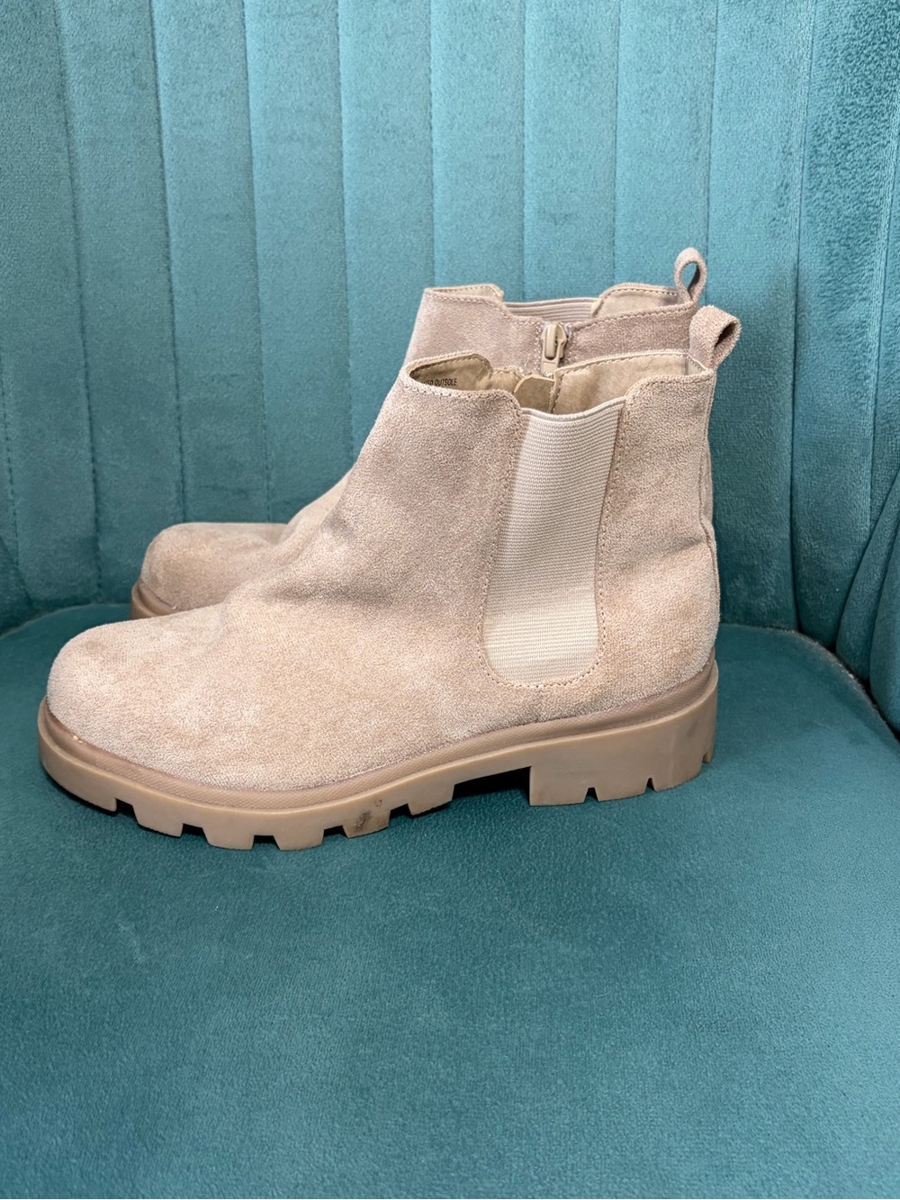 Ankle boots